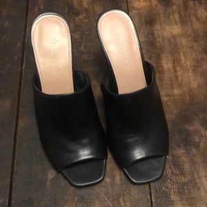 BCBGeneration Black Heels 6.5